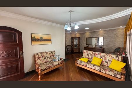 Sala  de casa para alugar com 4 quartos, 249m² em Jardim Monte Libano, Santo André