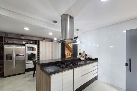 Casa à venda com 460m², 3 quartos e 4 vagasCozinha 