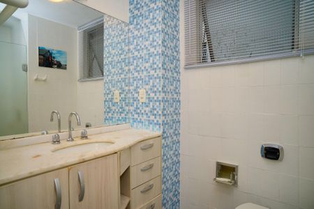 Apartamento à venda com 80m², 2 quartos e 1 vagaBanheiro do Quarto 2