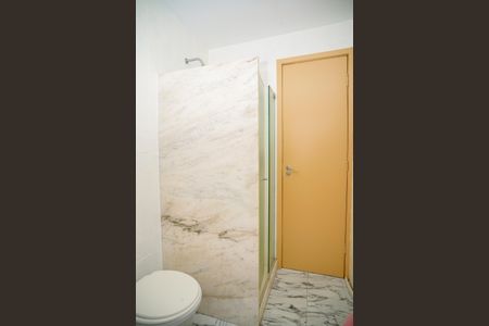 Apartamento à venda com 80m², 2 quartos e 1 vagaBanheiro Social