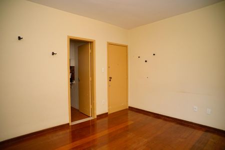 Apartamento à venda com 80m², 2 quartos e 1 vagaSala