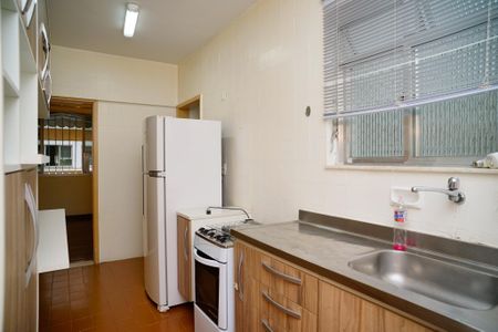 Apartamento à venda com 80m², 2 quartos e 1 vagaCozinha