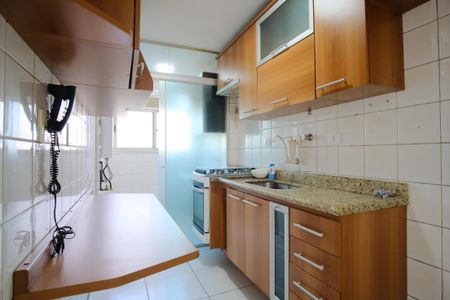 Apartamento à venda com 58m², 2 quartos e 1 vagaCozinha