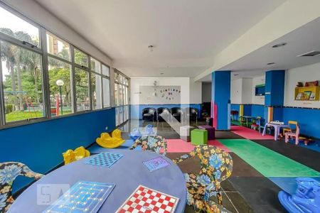 Apartamento à venda com 58m², 2 quartos e 1 vagaÁrea comum