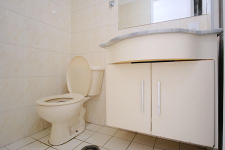 Apartamento à venda com 58m², 2 quartos e 1 vagaBanheiro Social