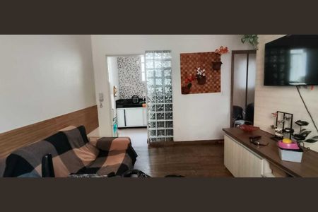 Sala de apartamento para alugar com 2 quartos, 45m² em Serrano, Belo Horizonte