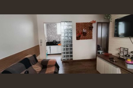 Sala de apartamento para alugar com 2 quartos, 45m² em Serrano, Belo Horizonte