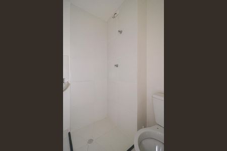 Banheiro de apartamento para alugar com 1 quarto, 18m² em Vila Plana, São Paulo