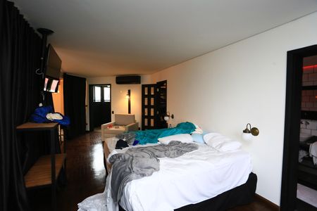 Studio para alugar com 143m², 1 quarto e 2 vagasquarto 