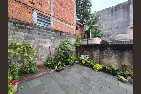 Casa à venda com 109m², 2 quartos e 1 vagaQuintal