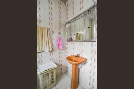 Casa à venda com 109m², 2 quartos e 1 vagaBanheiro Corredor