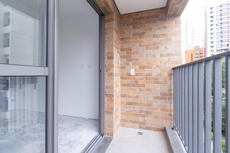 Varanda de kitnet/studio para alugar com 0 quarto, 24m² em Chácara Klabin, São Paulo