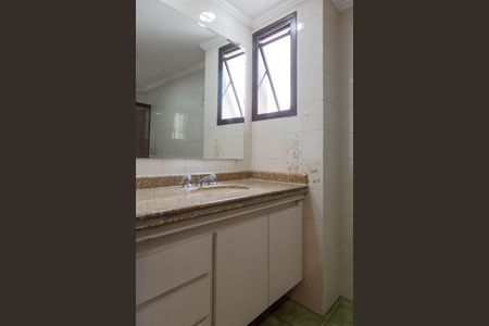 Apartamento à venda com 160m², 3 quartos e 2 vagasBanheiro da Suíte 1