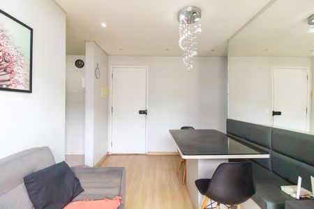 Sala de apartamento para alugar com 2 quartos, 48m² em Parque Dom Joao Neri, São Paulo