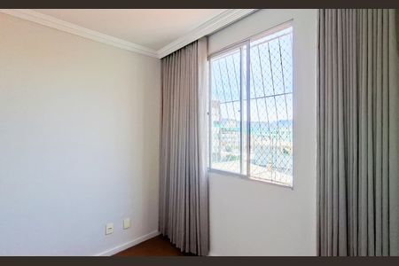 Quarto de apartamento à venda com 2 quartos, 64m² em Sagrada Família, Belo Horizonte
