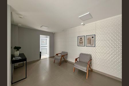 Apartamento à venda com 27m², 1 quarto e sem vaga Apartamento à venda com 27m², 1 quarto e sem vagaHall Social Bloco