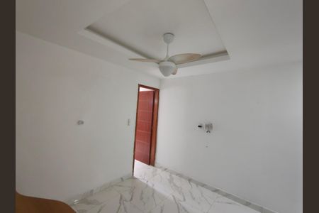 Sala/Cozinha de kitnet/studio para alugar com 1 quarto, 40m² em Anil, Rio de Janeiro