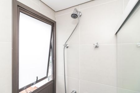 Apartamento à venda com 64m², 2 quartos e 2 vagas Apartamento à venda com 64m², 2 quartos e 2 vagasBanheiro da Suíte