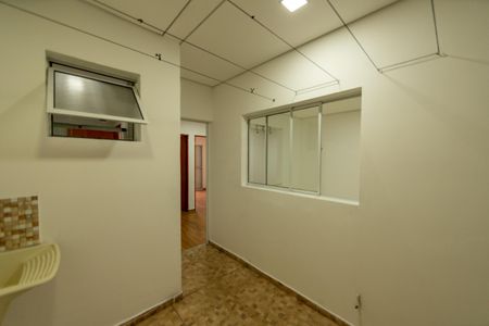 Hall  de Entrada de casa para alugar com 2 quartos, 60m² em Parque Ribeiro de Lima, Barueri