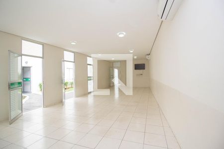 Apartamento à venda com 45m², 2 quartos e 1 vaga Apartamento à venda com 45m², 2 quartos e 1 vagaÁrea comum - Salão de festas