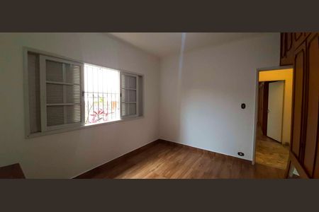 Casa à venda com 240m², 2 quartos e 2 vagas