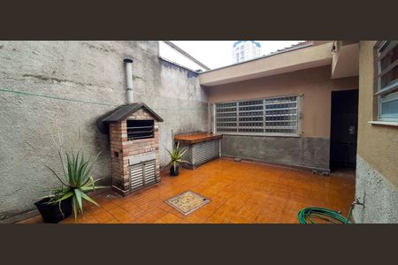 Casa à venda com 240m², 2 quartos e 2 vagas