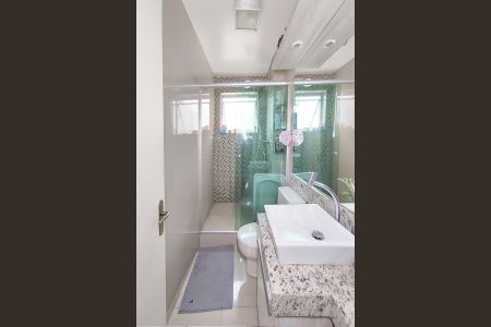 Apartamento para alugar com 60m², 2 quartos e 1 vaga Apartamento para alugar com 60m², 2 quartos e 1 vagaBanheiro