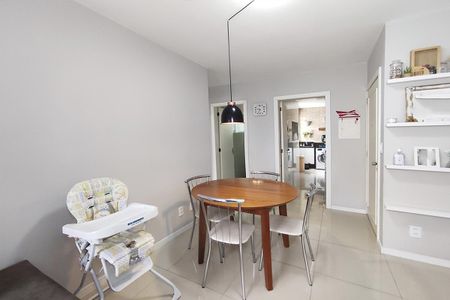 Sala de apartamento para alugar com 2 quartos, 60m² em Centro, São Leopoldo