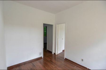 Sala de casa para alugar com 2 quartos, 75m² em Imperial de São Cristóvão, Rio de Janeiro