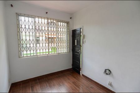 Sala de casa para alugar com 2 quartos, 75m² em Imperial de São Cristóvão, Rio de Janeiro