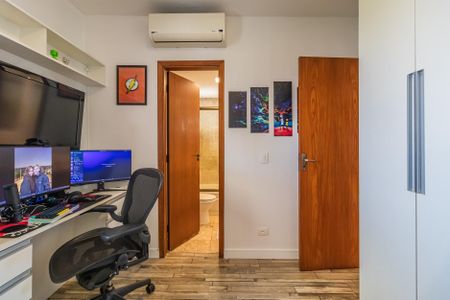 Apartamento para alugar com 250m², 4 quartos e 4 vagas Apartamento para alugar com 250m², 4 quartos e 4 vagasSuíte 2