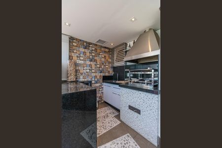 Apartamento para alugar com 250m², 4 quartos e 4 vagas Apartamento para alugar com 250m², 4 quartos e 4 vagasSala