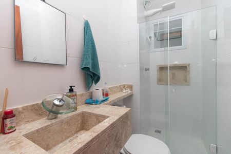 Apartamento para alugar com 65m², 3 quartos e sem vaga Apartamento para alugar com 65m², 3 quartos e sem vagaBanheiro