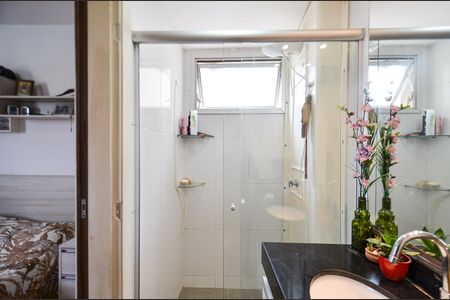 Apartamento à venda com 160m², 3 quartos e 3 vagas Apartamento à venda com 160m², 3 quartos e 3 vagasBanheiro suite