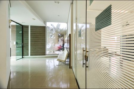 Apartamento à venda com 160m², 3 quartos e 3 vagas Apartamento à venda com 160m², 3 quartos e 3 vagasHall de entrada