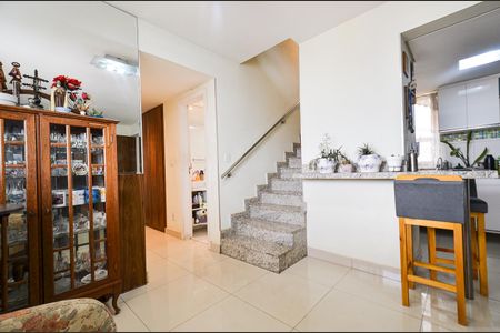 Sala de estar de apartamento à venda com 3 quartos, 160m² em Calafate, Belo Horizonte
