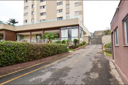 Apartamento à venda com 160m², 3 quartos e 3 vagas Apartamento à venda com 160m², 3 quartos e 3 vagasRampa Estacionamento