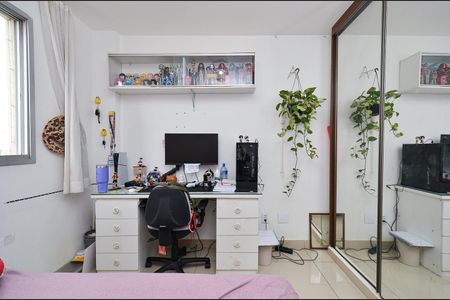 Apartamento à venda com 160m², 3 quartos e 3 vagas Apartamento à venda com 160m², 3 quartos e 3 vagasQuarto 2