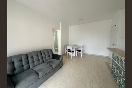 Sala de apartamento para alugar com 1 quarto, 50m² em Empresarial 18 do Forte, Barueri