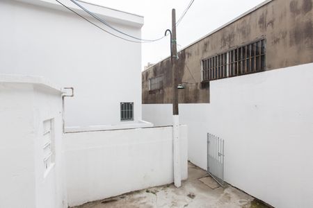 Vista do Quarto  de casa para alugar com 1 quarto, 50m² em Vila Americana, São Paulo