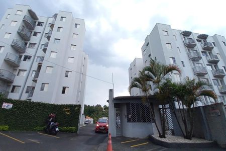 Apartamento para alugar com 70m², 2 quartos e 2 vagasFachada e Portaria 