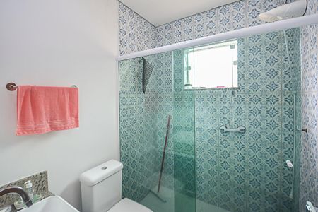 Casa à venda com 129m², 2 quartos e 2 vagasBanheiro