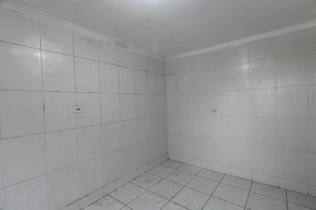 Sala/Cozinha de casa para alugar com 1 quarto, 32m² em Vila Margarida, São Paulo