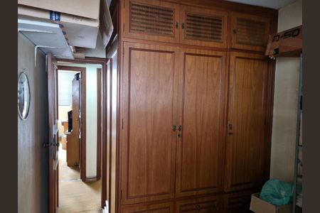 Apartamento à venda com 178m², 4 quartos e 2 vagas Apartamento à venda com 178m², 4 quartos e 2 vagasFoto 02