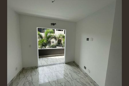 Casa à venda com 3 quartos, 110m² em Pechincha, Rio de Janeiro