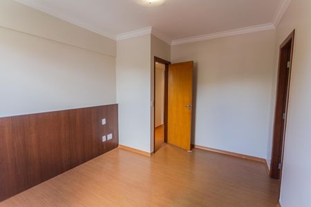 Apartamento para alugar com 175m², 4 quartos e 4 vagasSuíte 1