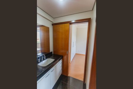 Apartamento para alugar com 175m², 4 quartos e 4 vagasBanheiro Social