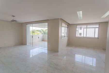 Apartamento para alugar com 175m², 4 quartos e 4 vagasSala