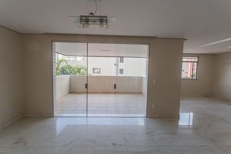 Varanda na Sala de apartamento para alugar com 4 quartos, 175m² em Santa Tereza, Belo Horizonte