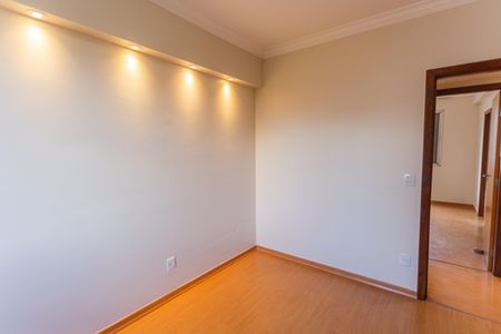 Apartamento para alugar com 175m², 4 quartos e 4 vagasSemi-Suíte 2